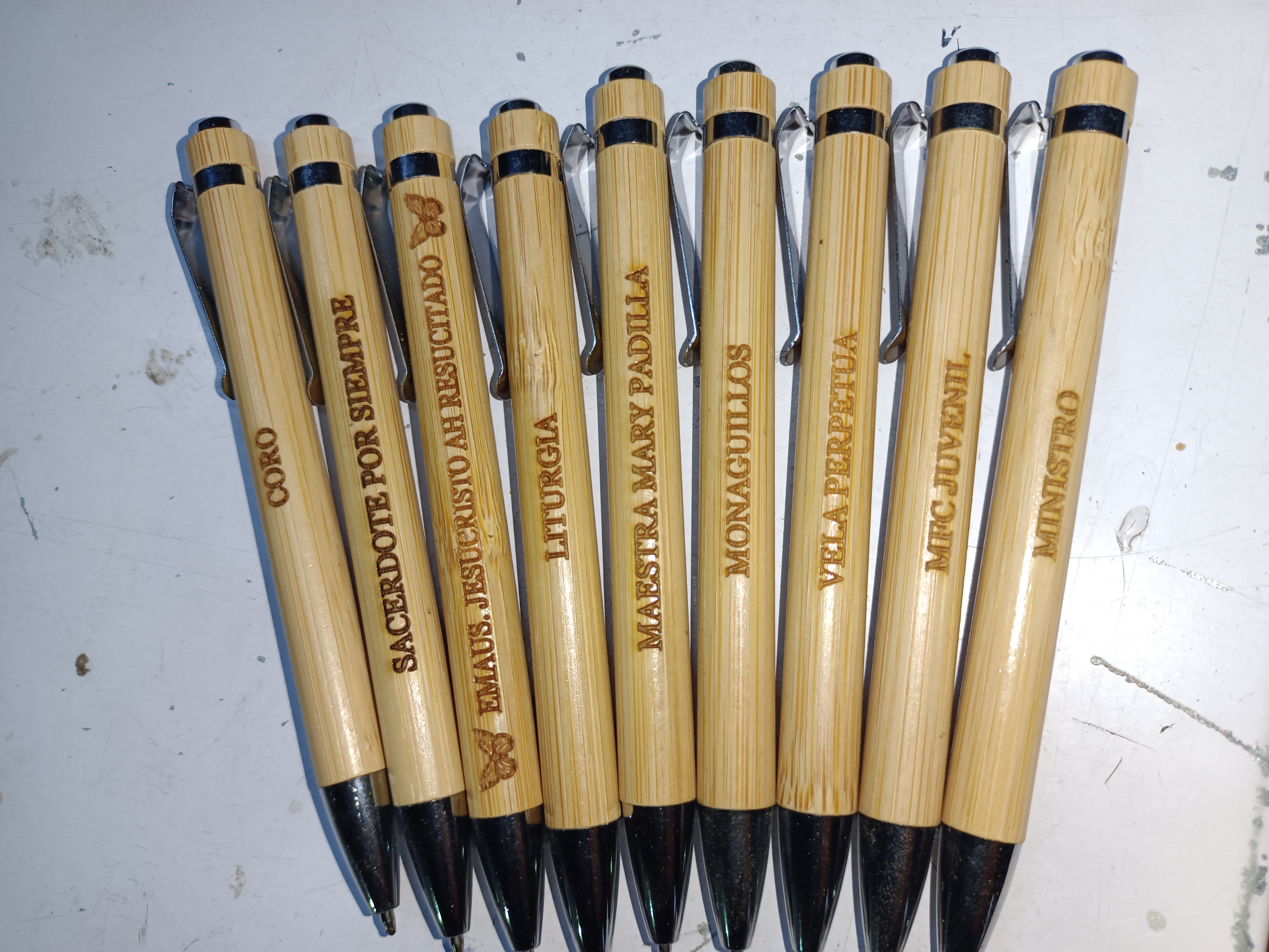 Lapiceros de madera personalizados