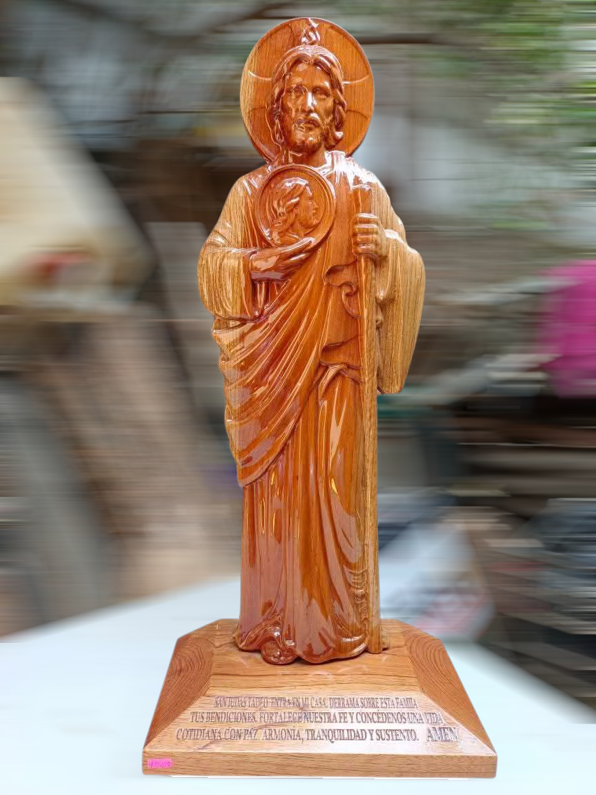 San Judas Tadeo tallado en madera