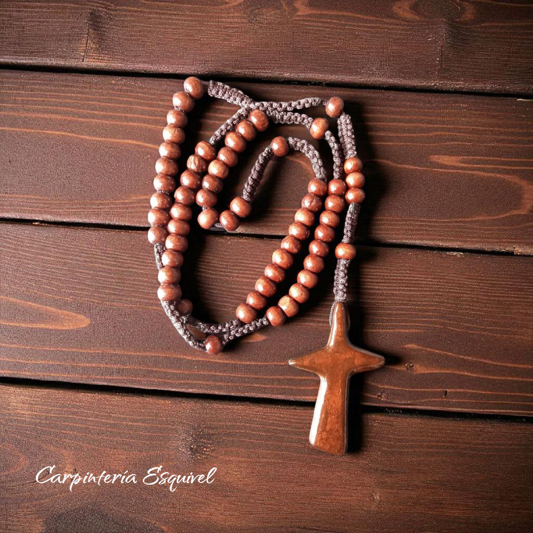 Rosario con cruz de pico
