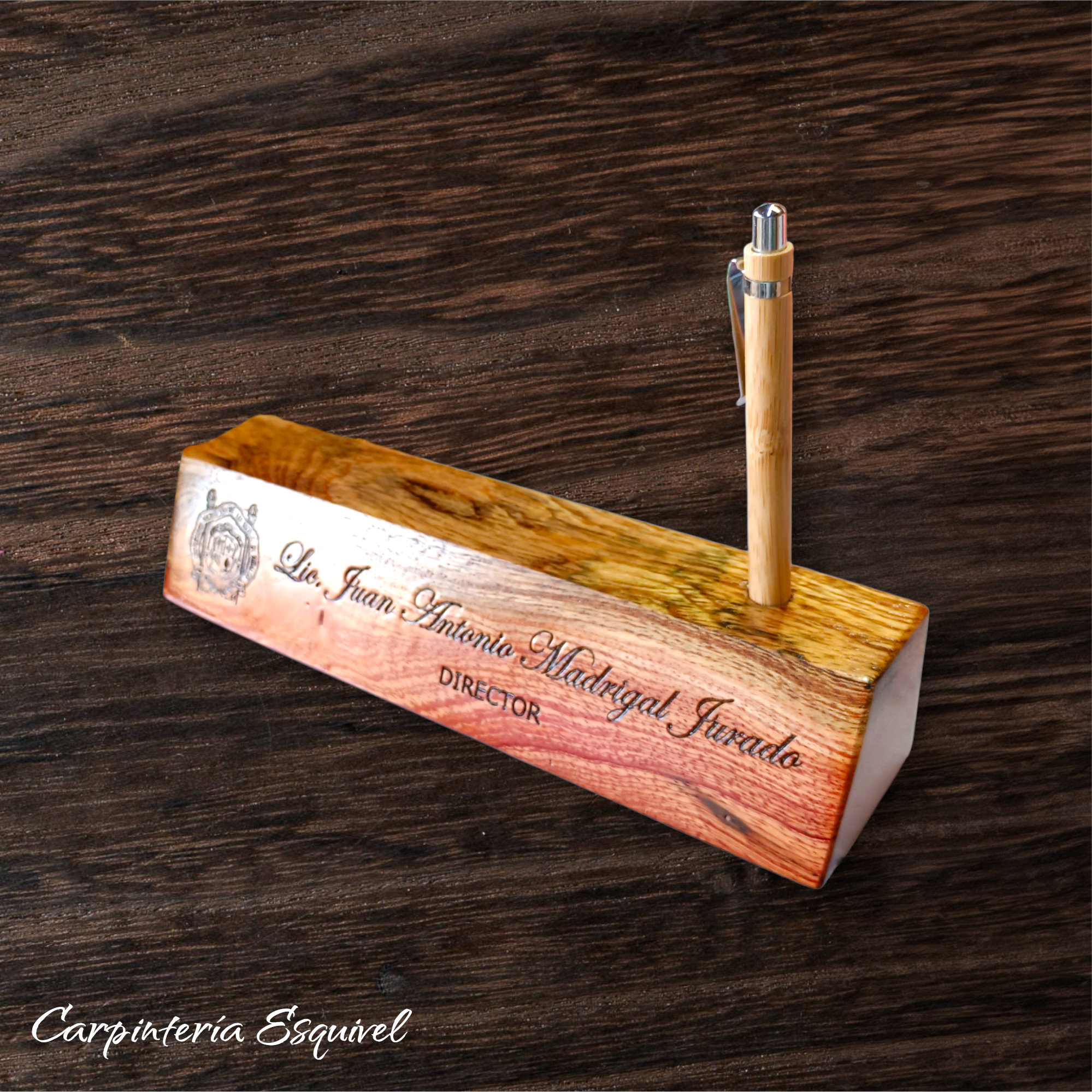 Personificador de madera